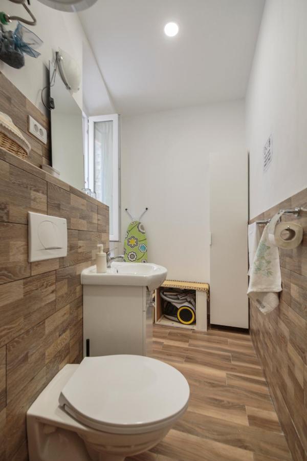 Apartment Esa Komiža Eksteriør billede