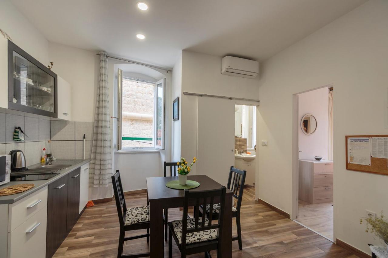 Apartment Esa Komiža Eksteriør billede